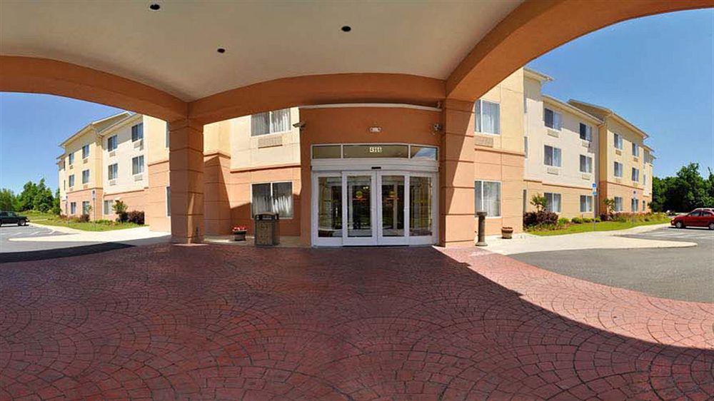 Fairfield Inn & Suites Marianna Exterior photo